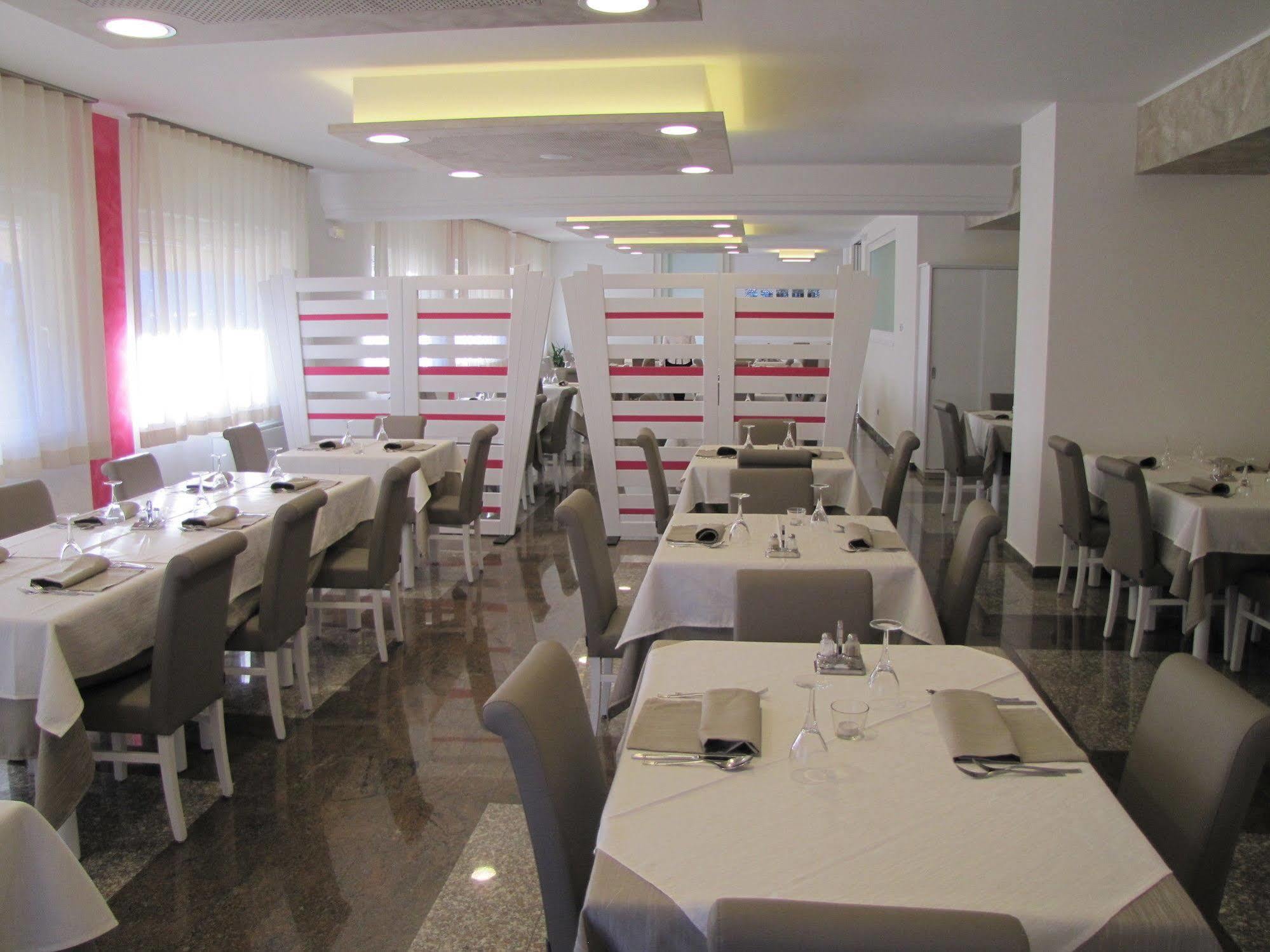 Hotel Scarano Levico Terme Exterior photo
